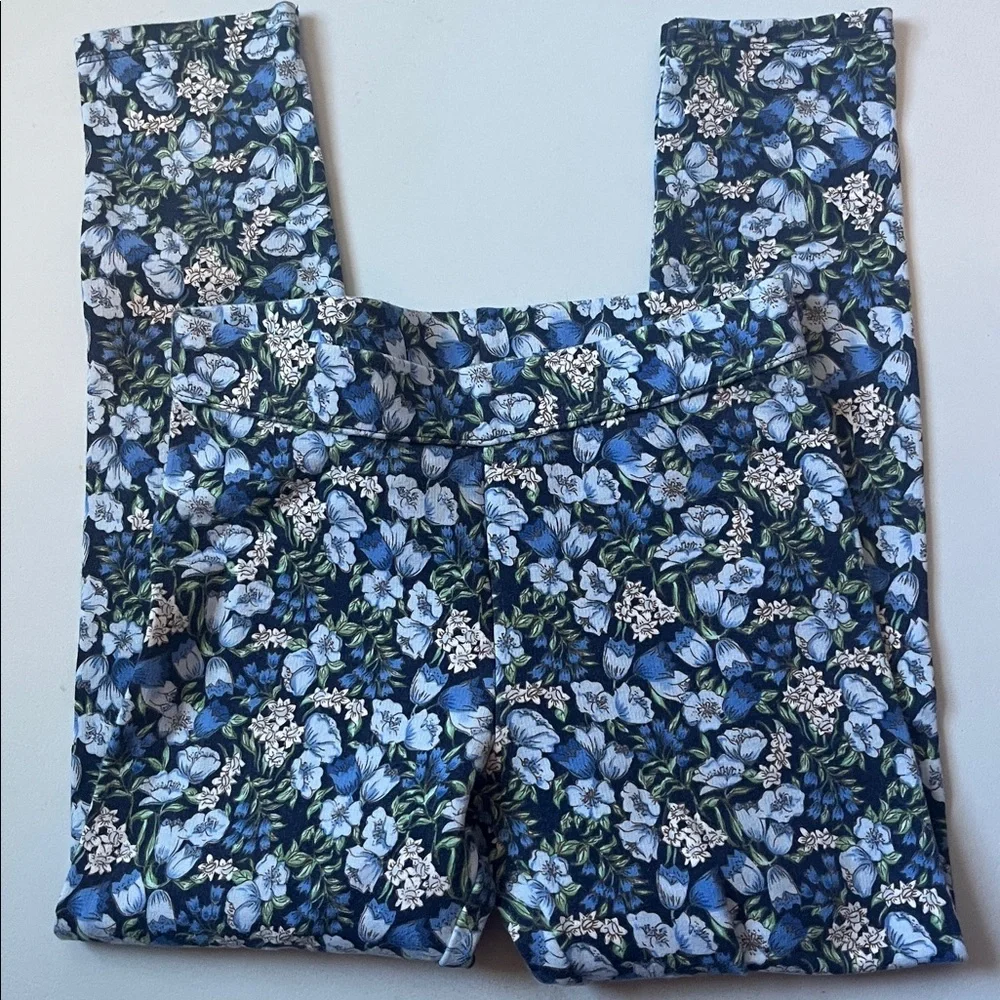 Janie and Jack Blue Floral Print Girls' Leggings 🧡